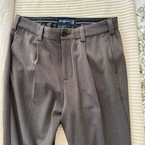 Abercrombie & Fitch Gray Dress Pants Classic Tailored Fit